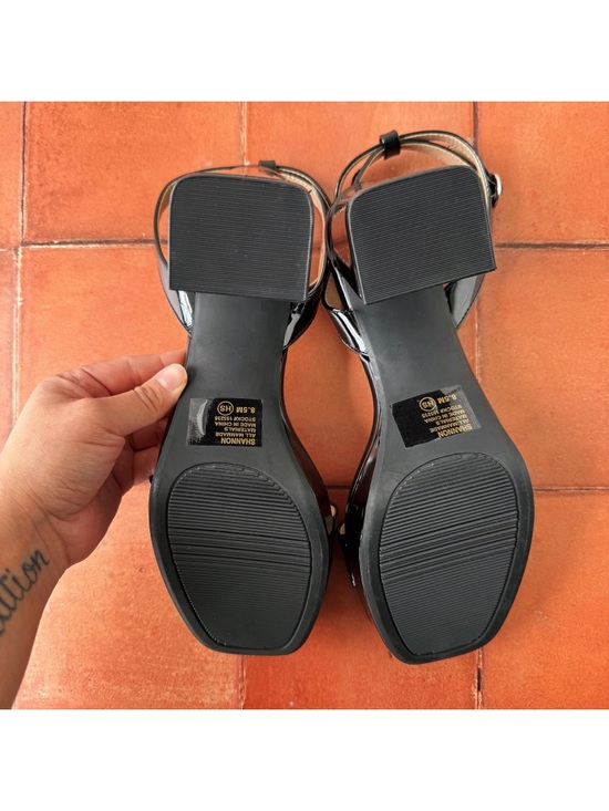 Sz 8.5 Jellypop Shannon Dressy Platform Block Heel Sandals In Glossy Black GUC - Picture 6 of 7